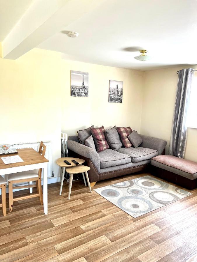 New Forest Hideaway- Self Catering Accommodation Newbridge  Exterior foto